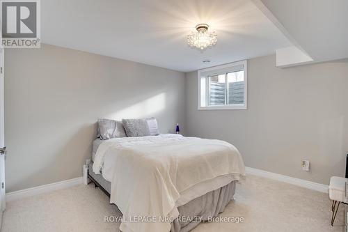 4230 Village Creek Drive, Fort Erie, ON - Indoor Photo Showing Bedroom