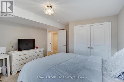 4230 Village Creek Drive, Fort Erie, ON - Indoor Photo Showing Bedroom