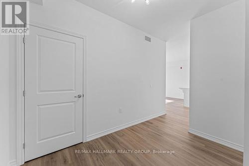 612 - 1350 Hemlock Road S, Ottawa, ON - Indoor Photo Showing Other Room