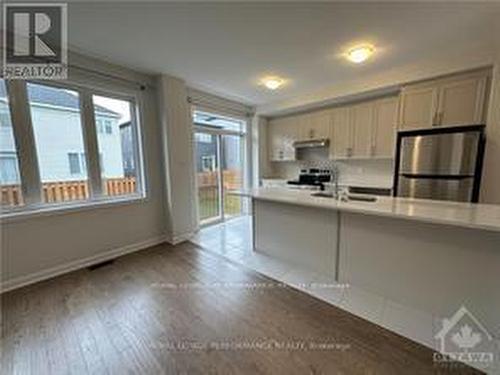 250 Tullaghan Heights, Ottawa, ON - Indoor Photo Showing Kitchen With Double Sink