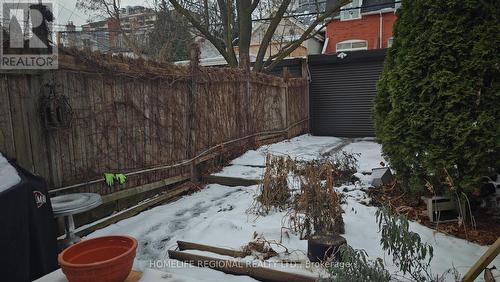 222 Ontario Street, Toronto, ON - Outdoor