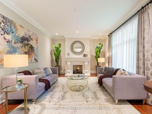 1161 Tecumseh Park Drive, Mississauga, ON - Indoor Photo Showing Living Room With Fireplace