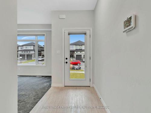 104 Sass Cres, Brant, ON - Indoor Photo Showing Other Room