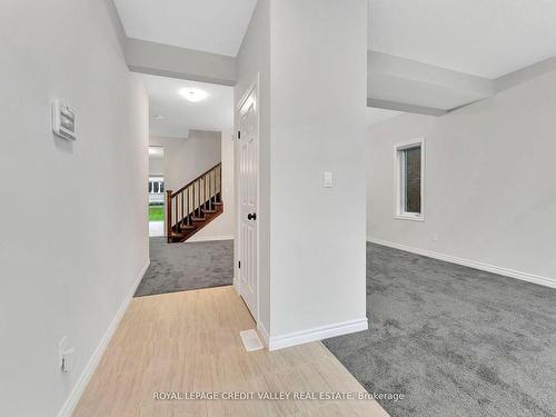 104 Sass Cres, Brant, ON - Indoor Photo Showing Other Room