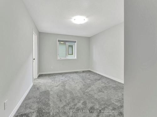 104 Sass Cres, Brant, ON - Indoor Photo Showing Other Room