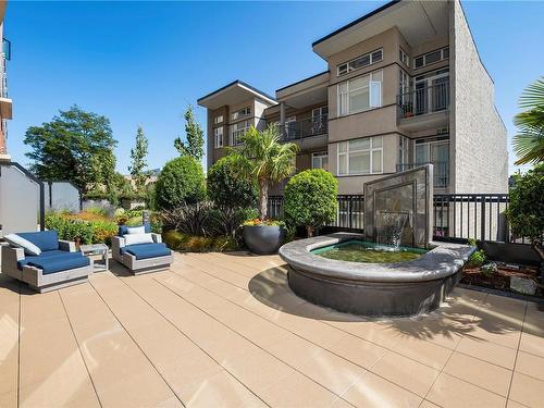 205-1029 View St, Victoria, BC - Outdoor With Balcony