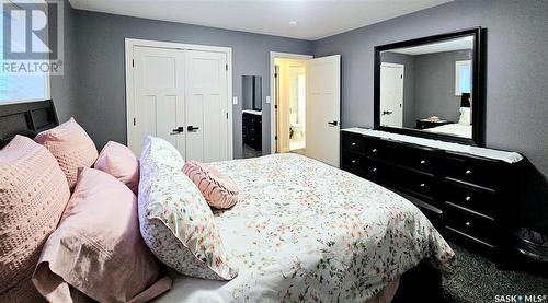 812 Battleford Trail, Swift Current, SK - Indoor Photo Showing Bedroom