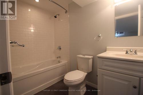 62 Maxine Court E, Middlesex Centre (Komoka), ON - Indoor Photo Showing Bathroom