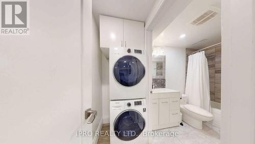 31 Lynch Road, Toronto, ON - Indoor Photo Showing Laundry Room