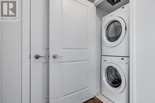 3210 - 275 Yorkland Road, Toronto, ON - Indoor Photo Showing Laundry Room