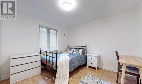 7 Foxwarren Drive, Toronto, ON - Indoor Photo Showing Bedroom