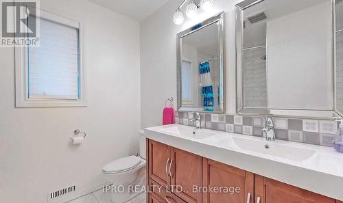 7 Foxwarren Drive, Toronto, ON - Indoor Photo Showing Bathroom