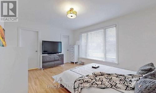 7 Foxwarren Drive, Toronto, ON - Indoor Photo Showing Bedroom