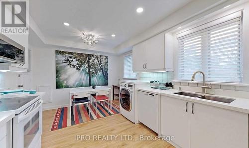 7 Foxwarren Drive, Toronto, ON - Indoor Photo Showing Kitchen With Double Sink