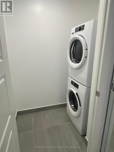 2109 - 15 Water Walk Drive, Markham, ON - Indoor Photo Showing Laundry Room