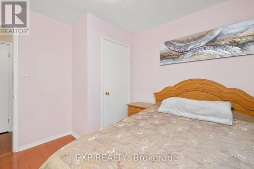 286 - 23 Observatory Lane, Richmond Hill, ON - Indoor Photo Showing Bedroom