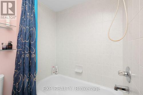 286 - 23 Observatory Lane, Richmond Hill, ON - Indoor Photo Showing Bathroom