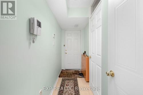 286 - 23 Observatory Lane, Richmond Hill, ON - Indoor Photo Showing Other Room