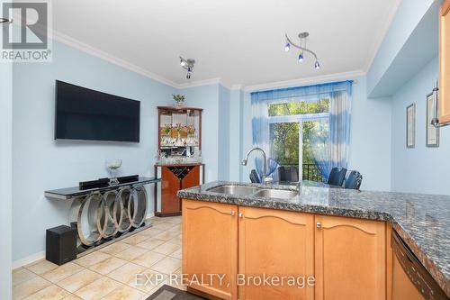 286 - 23 Observatory Lane, Richmond Hill, ON - Indoor Photo Showing Kitchen With Double Sink