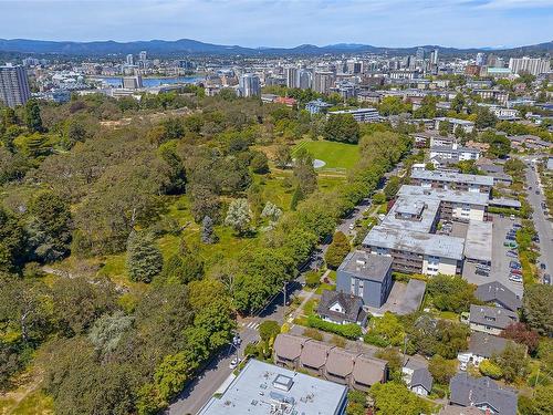 401-978 Heywood Ave, Victoria, BC - Outdoor With View