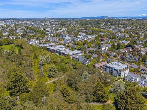 401-978 Heywood Ave, Victoria, BC - Outdoor With View