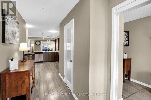 8681 Dogwood Crescent, Niagara Falls (222 - Brown), ON - Indoor Photo Showing Other Room