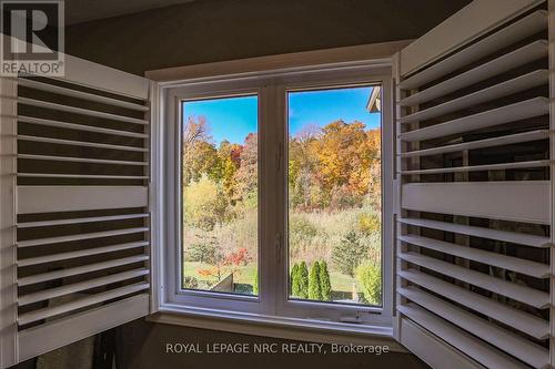 8681 Dogwood Crescent, Niagara Falls (222 - Brown), ON - Indoor Photo Showing Other Room