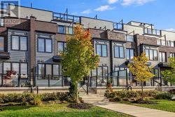 5 - 2212 BROMSGROVE ROAD  Mississauga, ON L5J 0B3