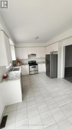 18 Stately Drive, Wasaga Beach, ON - Indoor Photo Showing Kitchen