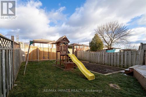 532 Cobblehill Drive, Oshawa (Pinecrest), ON - Outdoor