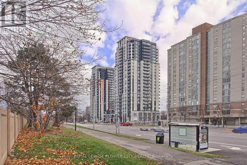 2106 - 204 Burnhamthorpe Road E, Mississauga, ON - Outdoor With Facade