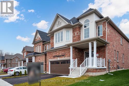 639 Fleetwood Drive, Oshawa, ON - Outdoor With Facade