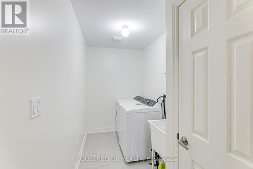 639 Fleetwood Drive, Oshawa, ON - Indoor Photo Showing Laundry Room