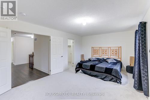 639 Fleetwood Drive, Oshawa, ON - Indoor Photo Showing Bedroom