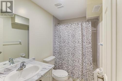 639 Fleetwood Drive, Oshawa, ON - Indoor Photo Showing Bathroom