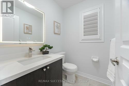 3067 Max Khan Boulevard, Oakville, ON - Indoor Photo Showing Bathroom