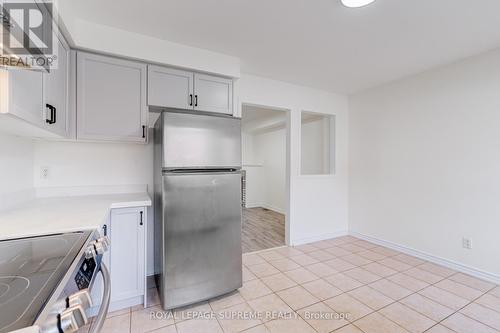 152 Rankin Crescent, Toronto, ON - Indoor Photo Showing Laundry Room