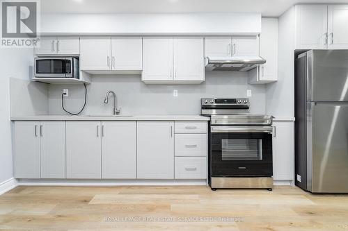 Bsmt - 8 Hammerslea Court, Brampton, ON - Indoor Photo Showing Kitchen