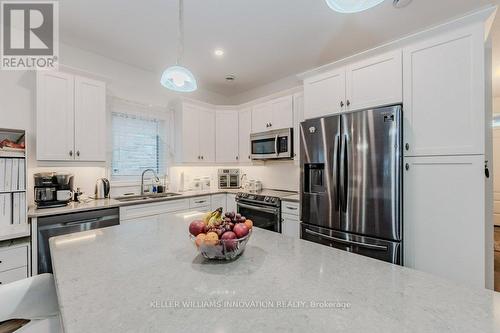 41 - 375 Mitchell Road S, North Perth, ON - Indoor Photo Showing Kitchen