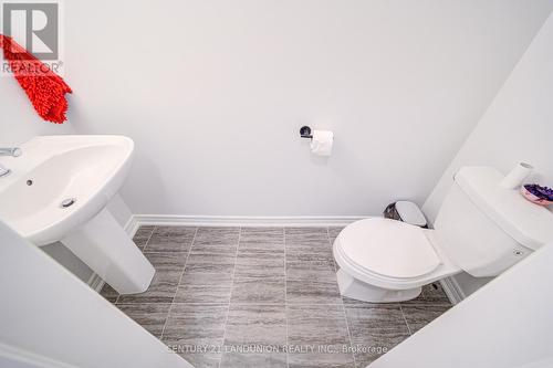 69 Bud Leggett Crescent, Georgina, ON - Indoor Photo Showing Bathroom