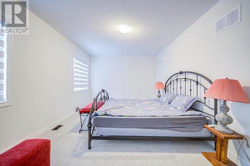 69 Bud Leggett Crescent, Georgina, ON - Indoor Photo Showing Bedroom