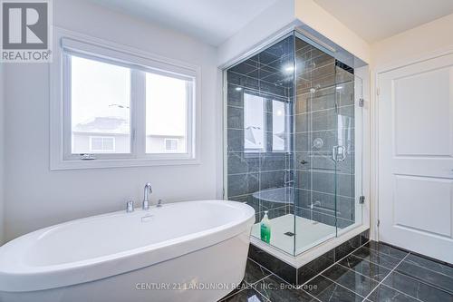 69 Bud Leggett Crescent, Georgina, ON - Indoor Photo Showing Bathroom