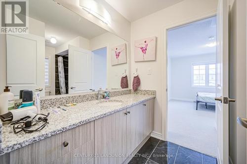 69 Bud Leggett Crescent, Georgina, ON - Indoor Photo Showing Bathroom