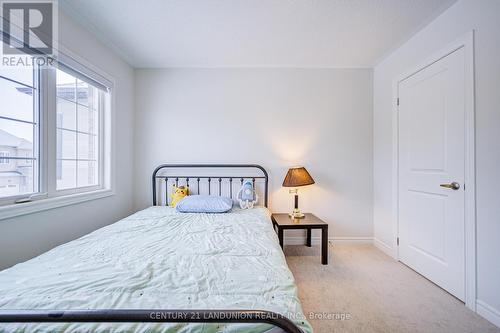 69 Bud Leggett Crescent, Georgina, ON - Indoor Photo Showing Bedroom