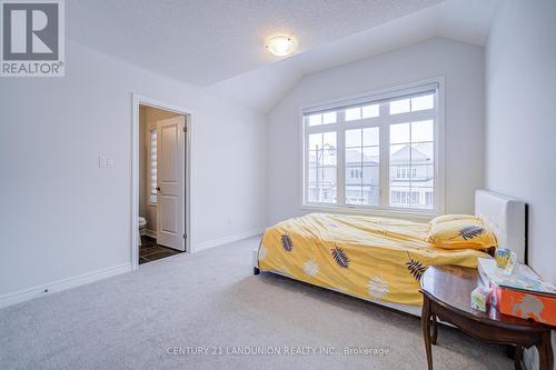 69 Bud Leggett Crescent, Georgina, ON - Indoor Photo Showing Bedroom