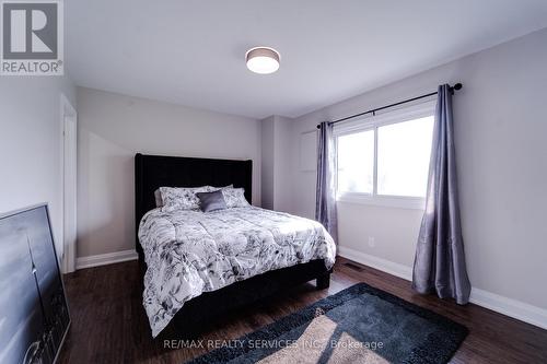 885 Glen Cedar Drive, Smith-Ennismore-Lakefield, ON - Indoor Photo Showing Bedroom