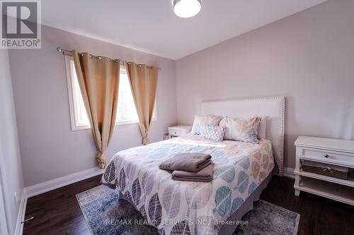 885 Glen Cedar Drive, Smith-Ennismore-Lakefield, ON - Indoor Photo Showing Bedroom