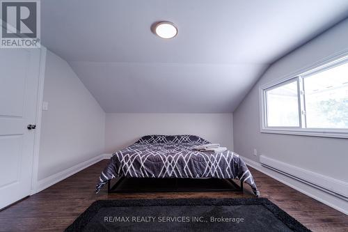 885 Glen Cedar Drive, Smith-Ennismore-Lakefield, ON - Indoor Photo Showing Bedroom