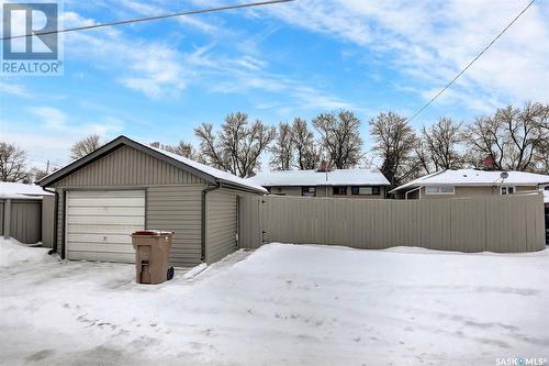 711 18Th Avenue E, Regina, SK - Outdoor