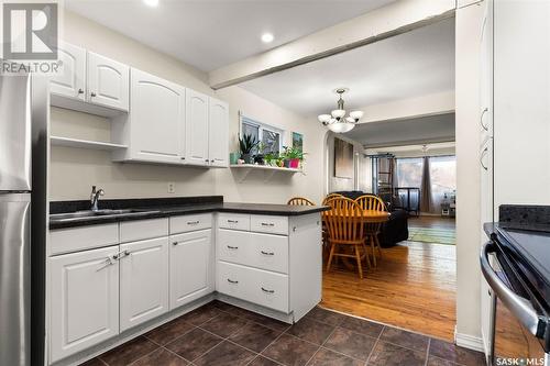 1271 Mctavish Street, Regina, SK - Indoor Photo Showing Kitchen With Double Sink